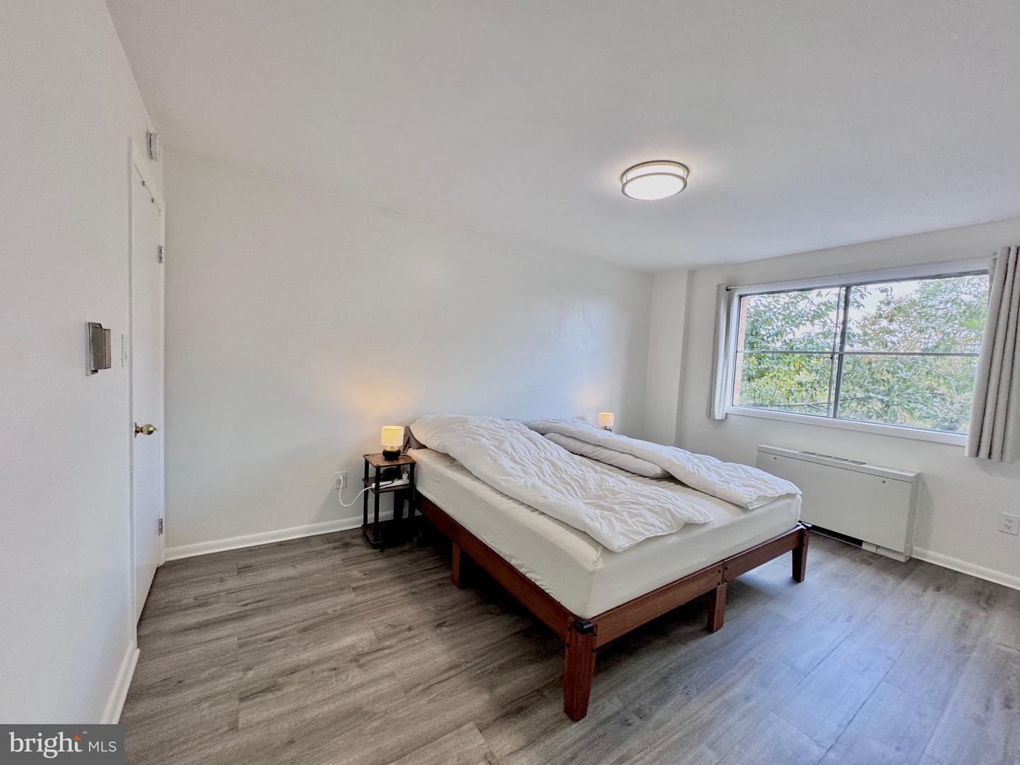 750 S DICKERSON ST #213, ARLINGTON, Virginia 22204, 1 Bedroom Bedrooms, 2 Rooms Rooms,1 BathroomBathrooms,Residential,For sale,750 S DICKERSON ST #213,VAAR2064658 MLS # VAAR2064658