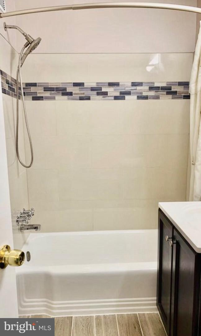 750 S DICKERSON ST #213, ARLINGTON, Virginia 22204, 1 Bedroom Bedrooms, 2 Rooms Rooms,1 BathroomBathrooms,Residential,For sale,750 S DICKERSON ST #213,VAAR2064658 MLS # VAAR2064658