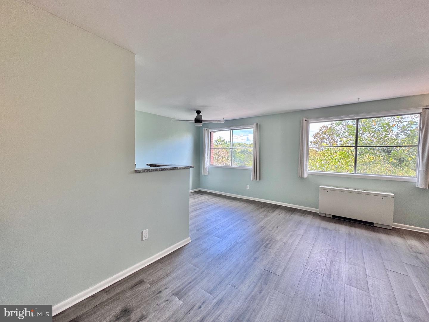 750 S DICKERSON ST #213, ARLINGTON, Virginia 22204, 1 Bedroom Bedrooms, 2 Rooms Rooms,1 BathroomBathrooms,Residential,For sale,750 S DICKERSON ST #213,VAAR2064658 MLS # VAAR2064658