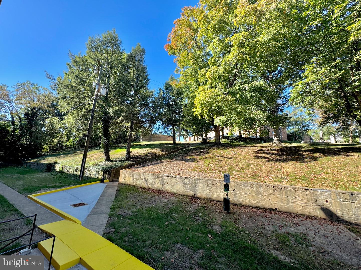 750 S DICKERSON ST #213, ARLINGTON, Virginia 22204, 1 Bedroom Bedrooms, 2 Rooms Rooms,1 BathroomBathrooms,Residential,For sale,750 S DICKERSON ST #213,VAAR2064658 MLS # VAAR2064658