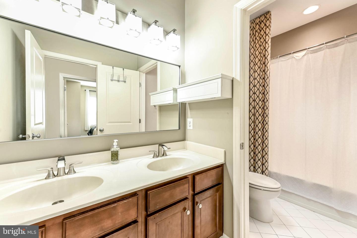 42540 DREAMWEAVER, ASHBURN, Virginia 20148, 3 Bedrooms Bedrooms, ,2 BathroomsBathrooms,Residential,For sale,42540 DREAMWEAVER,VALO2108444 MLS # VALO2108444