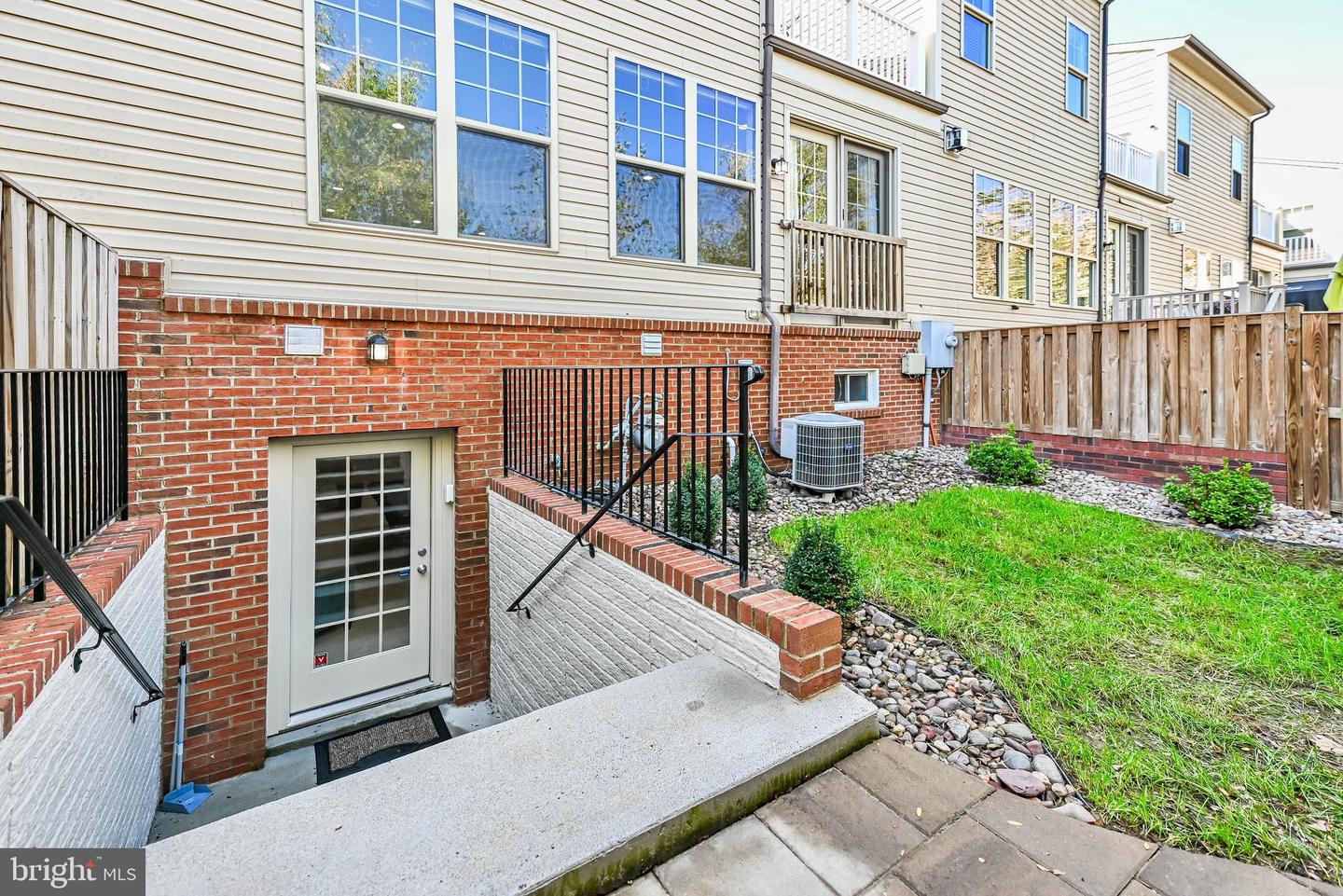42540 DREAMWEAVER, ASHBURN, Virginia 20148, 3 Bedrooms Bedrooms, ,2 BathroomsBathrooms,Residential,For sale,42540 DREAMWEAVER,VALO2108444 MLS # VALO2108444