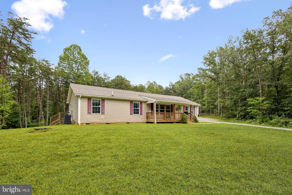13153 STONEHOUSE MTN, CULPEPER, Virginia 22701, 3 Bedrooms Bedrooms, ,2 BathroomsBathrooms,Residential,13153 STONEHOUSE MTN,VACU2011230 MLS # VACU2011230