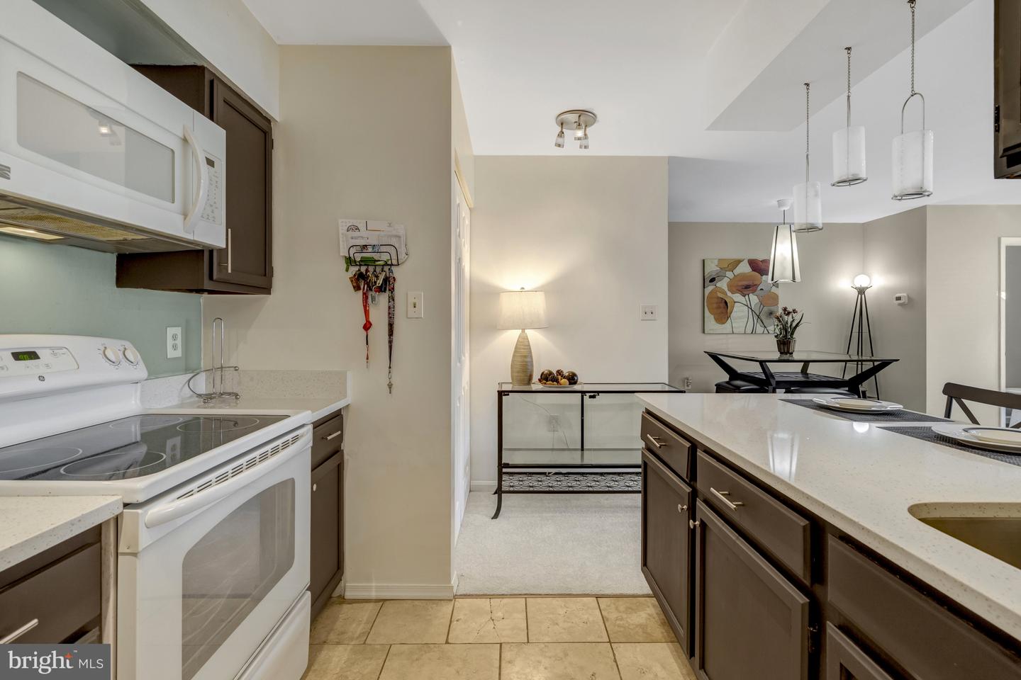 12164 SPRINGWOODS DR, WOODBRIDGE, Virginia 22192, 2 Bedrooms Bedrooms, 6 Rooms Rooms,2 BathroomsBathrooms,Residential,For sale,12164 SPRINGWOODS DR,VAPW2105738 MLS # VAPW2105738