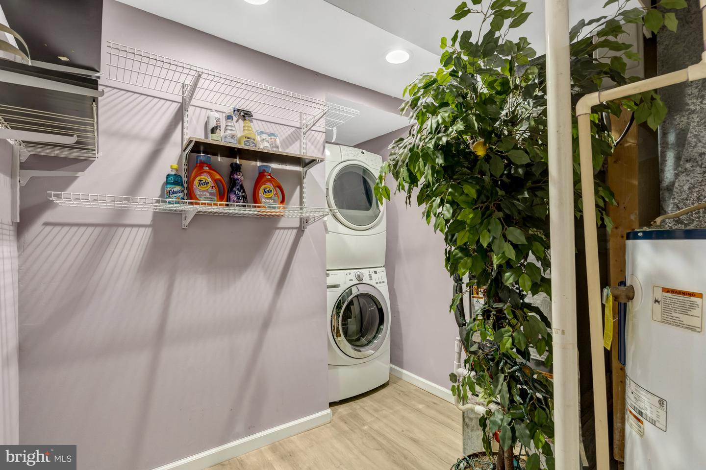 12164 SPRINGWOODS DR, WOODBRIDGE, Virginia 22192, 2 Bedrooms Bedrooms, 6 Rooms Rooms,2 BathroomsBathrooms,Residential,For sale,12164 SPRINGWOODS DR,VAPW2105738 MLS # VAPW2105738