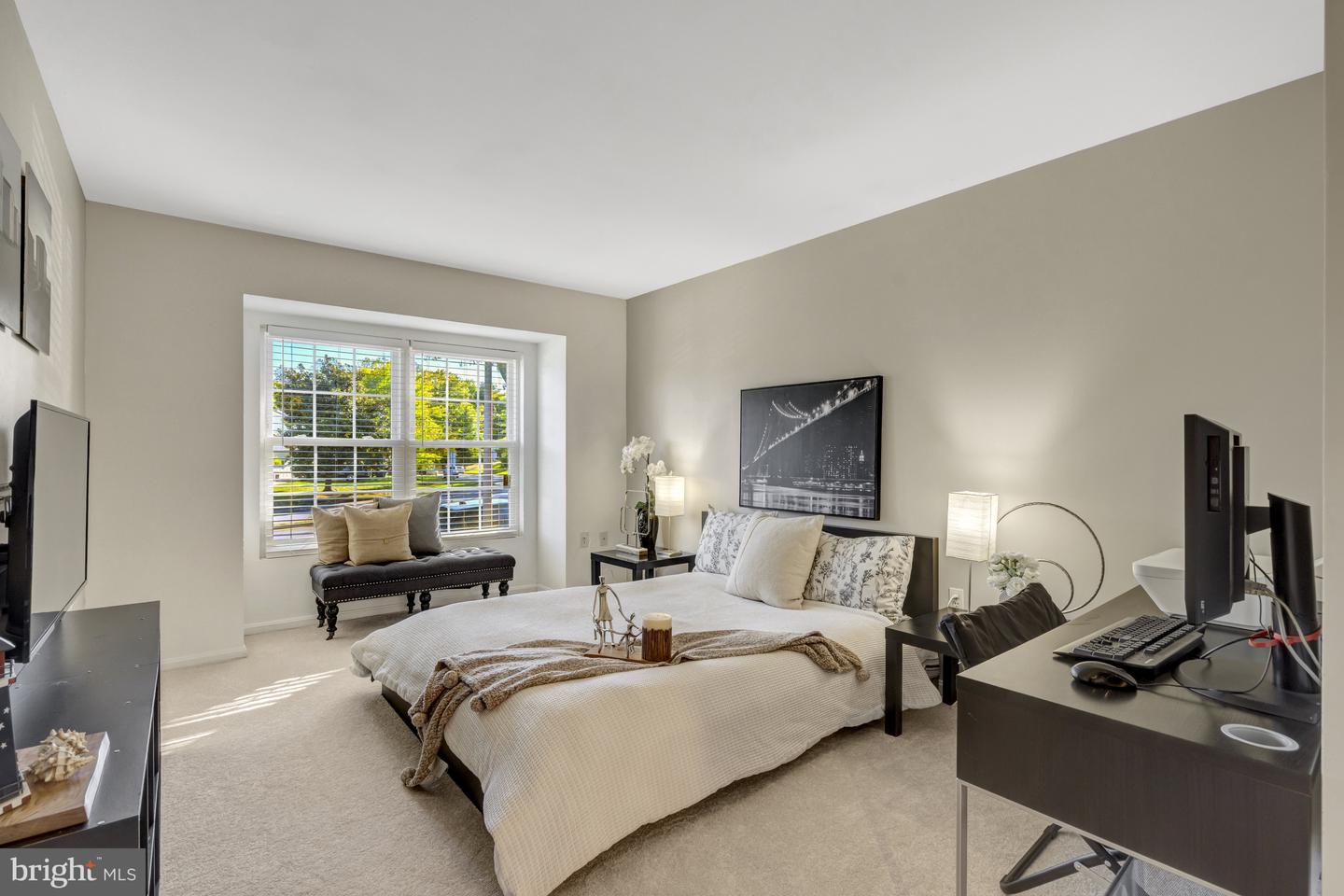 12164 SPRINGWOODS DR, WOODBRIDGE, Virginia 22192, 2 Bedrooms Bedrooms, 6 Rooms Rooms,2 BathroomsBathrooms,Residential,For sale,12164 SPRINGWOODS DR,VAPW2105738 MLS # VAPW2105738