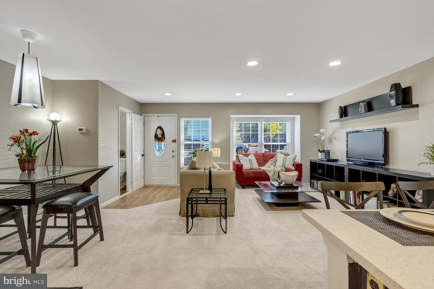 12164 SPRINGWOODS DR, WOODBRIDGE, Virginia 22192, 2 Bedrooms Bedrooms, 6 Rooms Rooms,2 BathroomsBathrooms,Residential,For sale,12164 SPRINGWOODS DR,VAPW2105738 MLS # VAPW2105738