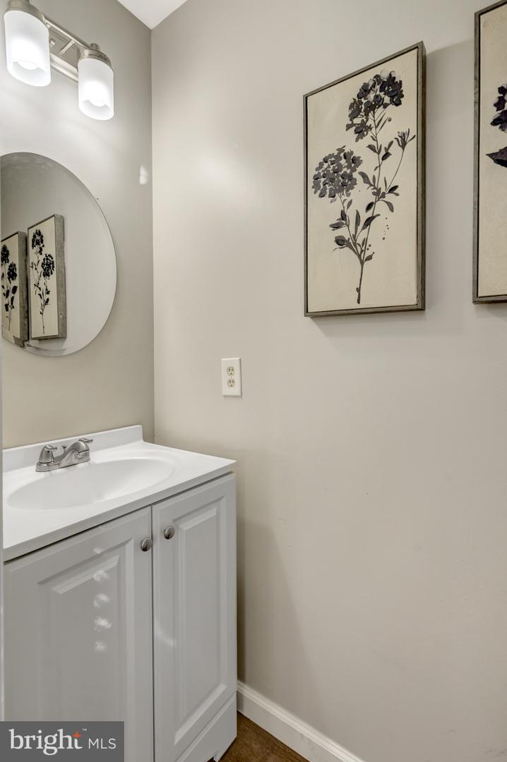 12164 SPRINGWOODS DR, WOODBRIDGE, Virginia 22192, 2 Bedrooms Bedrooms, 6 Rooms Rooms,2 BathroomsBathrooms,Residential,For sale,12164 SPRINGWOODS DR,VAPW2105738 MLS # VAPW2105738