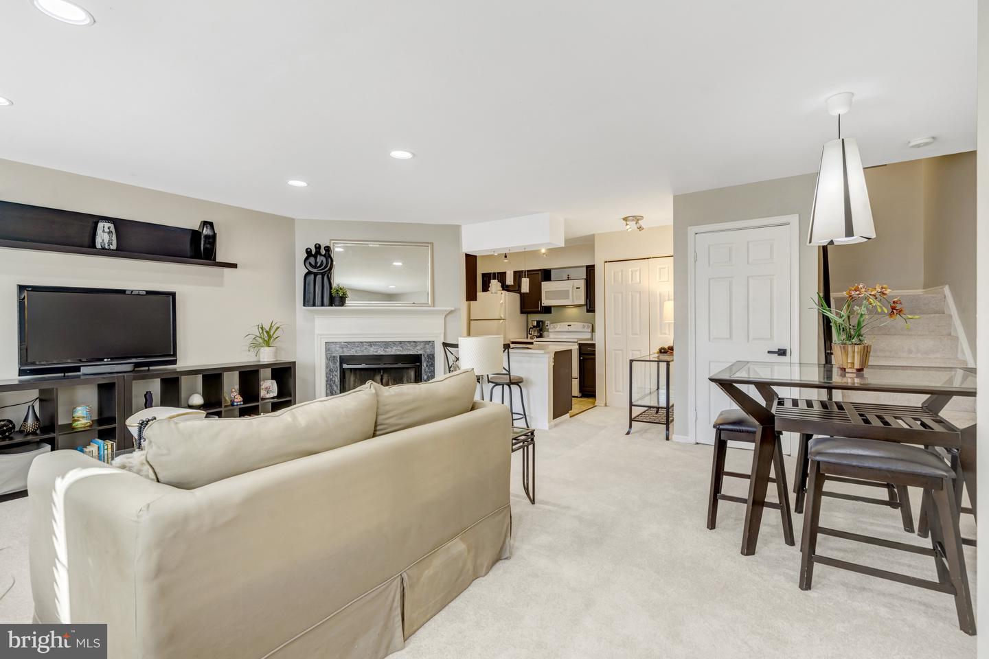 12164 SPRINGWOODS DR, WOODBRIDGE, Virginia 22192, 2 Bedrooms Bedrooms, 6 Rooms Rooms,2 BathroomsBathrooms,Residential,For sale,12164 SPRINGWOODS DR,VAPW2105738 MLS # VAPW2105738