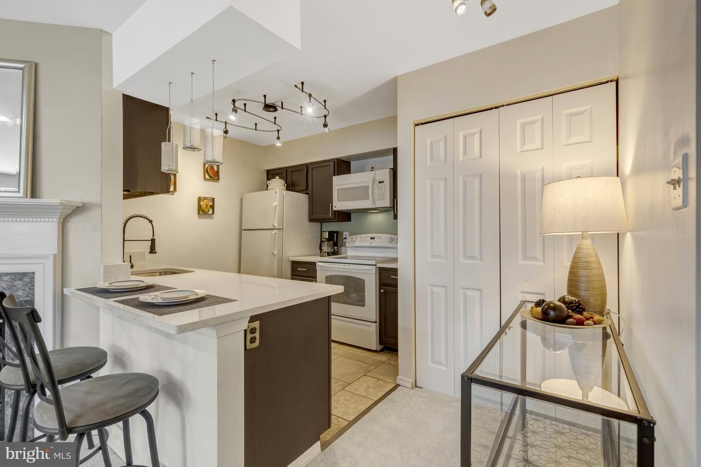12164 SPRINGWOODS DR, WOODBRIDGE, Virginia 22192, 2 Bedrooms Bedrooms, 6 Rooms Rooms,2 BathroomsBathrooms,Residential,For sale,12164 SPRINGWOODS DR,VAPW2105738 MLS # VAPW2105738