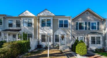 12164 SPRINGWOODS DR, WOODBRIDGE, Virginia 22192, 2 Bedrooms Bedrooms, 6 Rooms Rooms,2 BathroomsBathrooms,Residential,For sale,12164 SPRINGWOODS DR,VAPW2105738 MLS # VAPW2105738