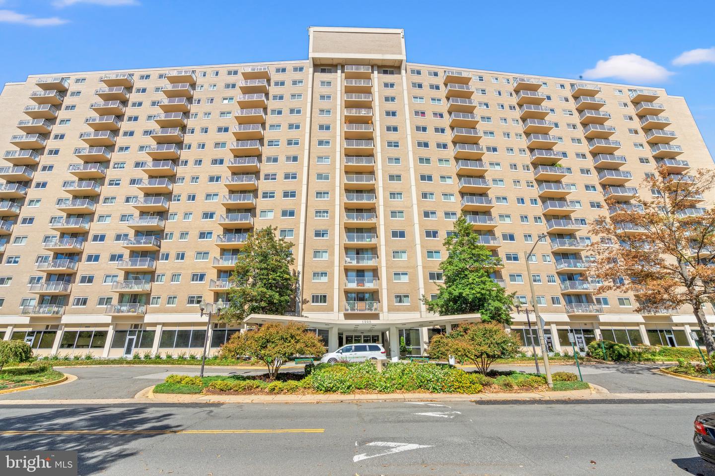 1225 MARTHA CUSTIS DR #1016, ALEXANDRIA, Virginia 22302, 1 Bedroom Bedrooms, ,1 BathroomBathrooms,Residential,For sale,1225 MARTHA CUSTIS DR #1016,VAAX2050694 MLS # VAAX2050694