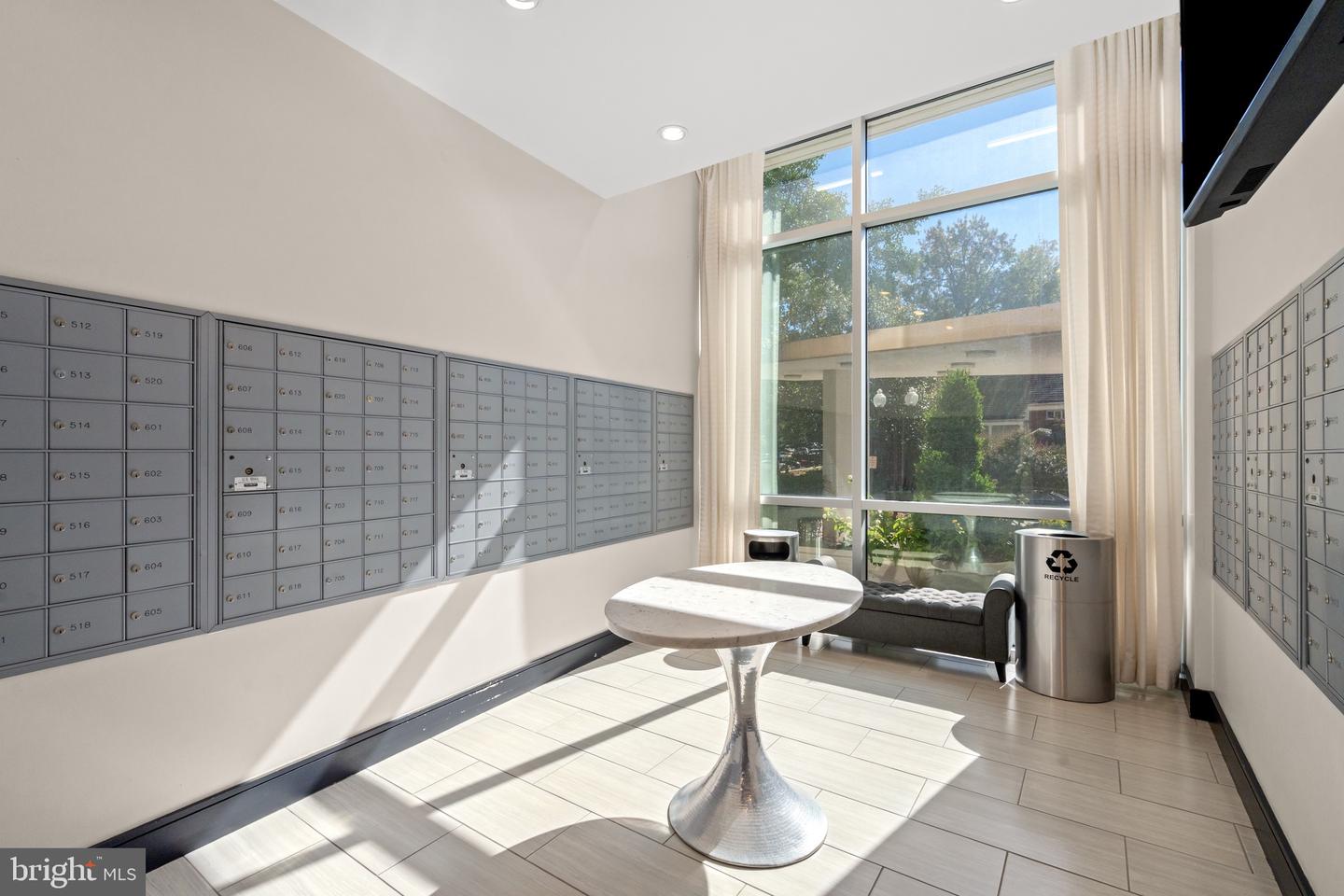 1225 MARTHA CUSTIS DR #1016, ALEXANDRIA, Virginia 22302, 1 Bedroom Bedrooms, ,1 BathroomBathrooms,Residential,For sale,1225 MARTHA CUSTIS DR #1016,VAAX2050694 MLS # VAAX2050694