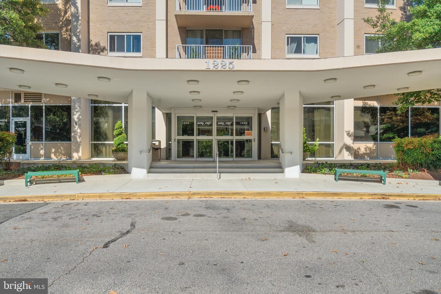 1225 MARTHA CUSTIS DR #1016, ALEXANDRIA, Virginia 22302, 1 Bedroom Bedrooms, ,1 BathroomBathrooms,Residential,For sale,1225 MARTHA CUSTIS DR #1016,VAAX2050694 MLS # VAAX2050694