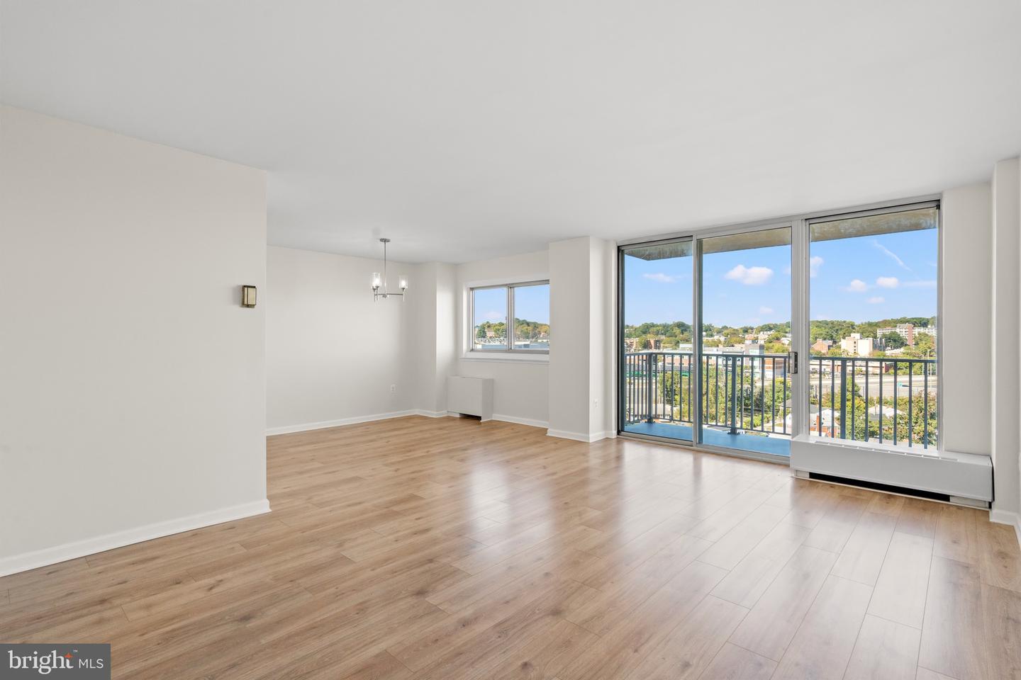 1225 MARTHA CUSTIS DR #1016, ALEXANDRIA, Virginia 22302, 1 Bedroom Bedrooms, ,1 BathroomBathrooms,Residential,For sale,1225 MARTHA CUSTIS DR #1016,VAAX2050694 MLS # VAAX2050694