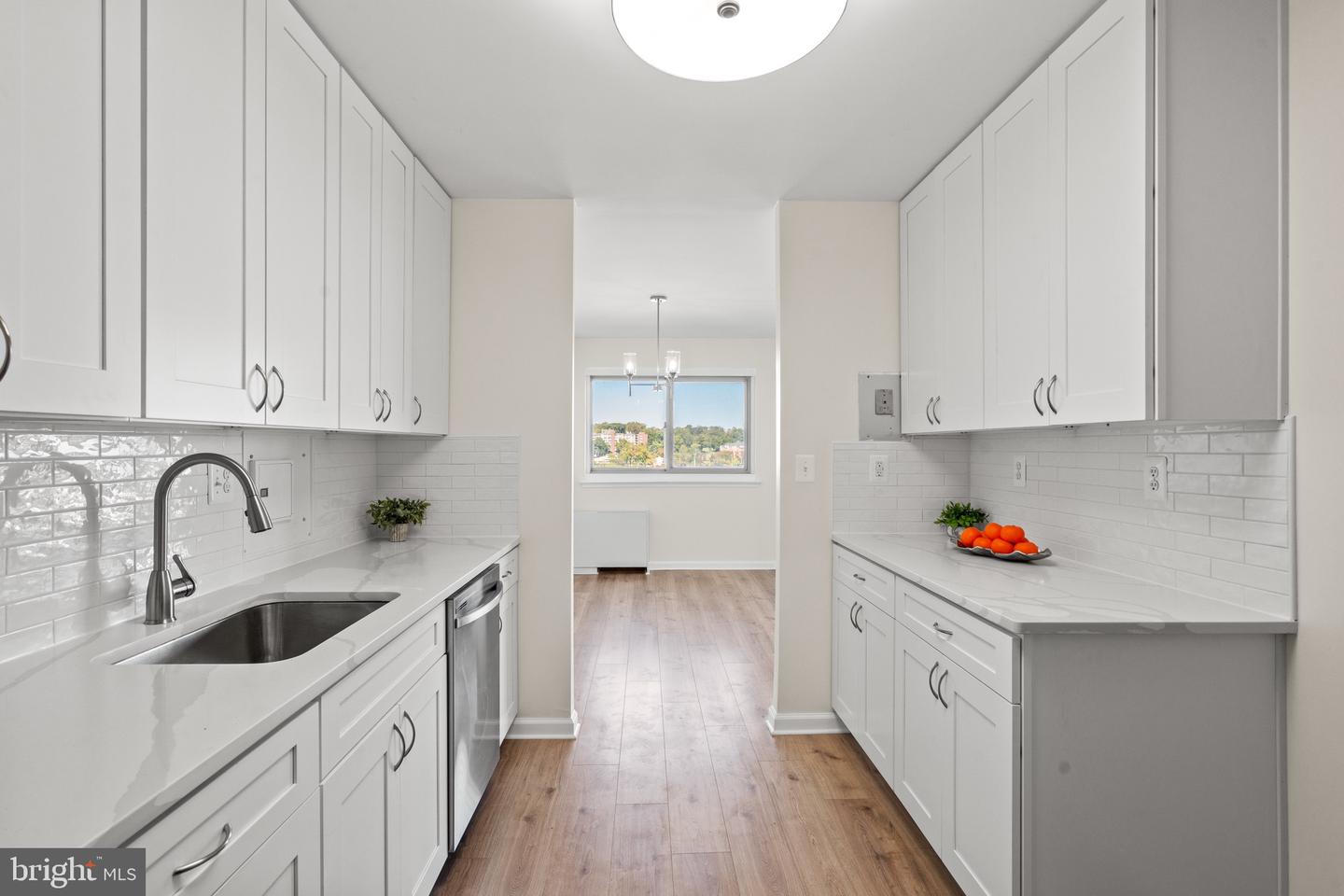 1225 MARTHA CUSTIS DR #1016, ALEXANDRIA, Virginia 22302, 1 Bedroom Bedrooms, ,1 BathroomBathrooms,Residential,For sale,1225 MARTHA CUSTIS DR #1016,VAAX2050694 MLS # VAAX2050694