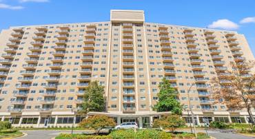 1225 MARTHA CUSTIS DR #1016, ALEXANDRIA, Virginia 22302, 1 Bedroom Bedrooms, ,1 BathroomBathrooms,Residential,For sale,1225 MARTHA CUSTIS DR #1016,VAAX2050694 MLS # VAAX2050694