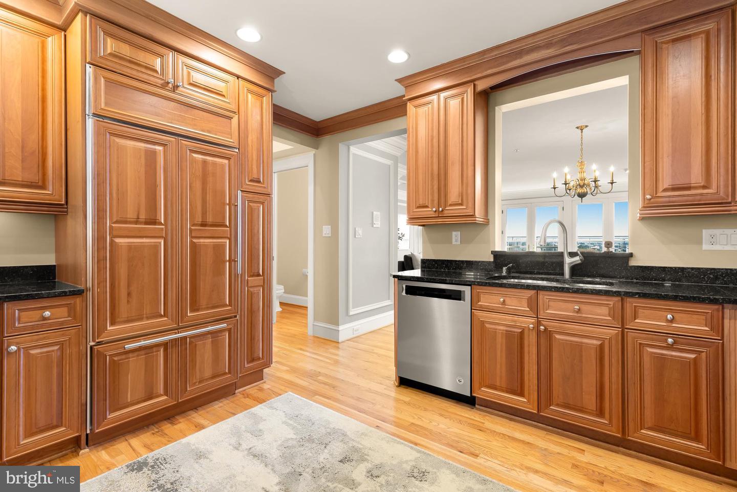 1417 N NASH ST, ARLINGTON, Virginia 22209, 3 Bedrooms Bedrooms, 8 Rooms Rooms,3 BathroomsBathrooms,Residential,For sale,1417 N NASH ST,VAAR2064808 MLS # VAAR2064808