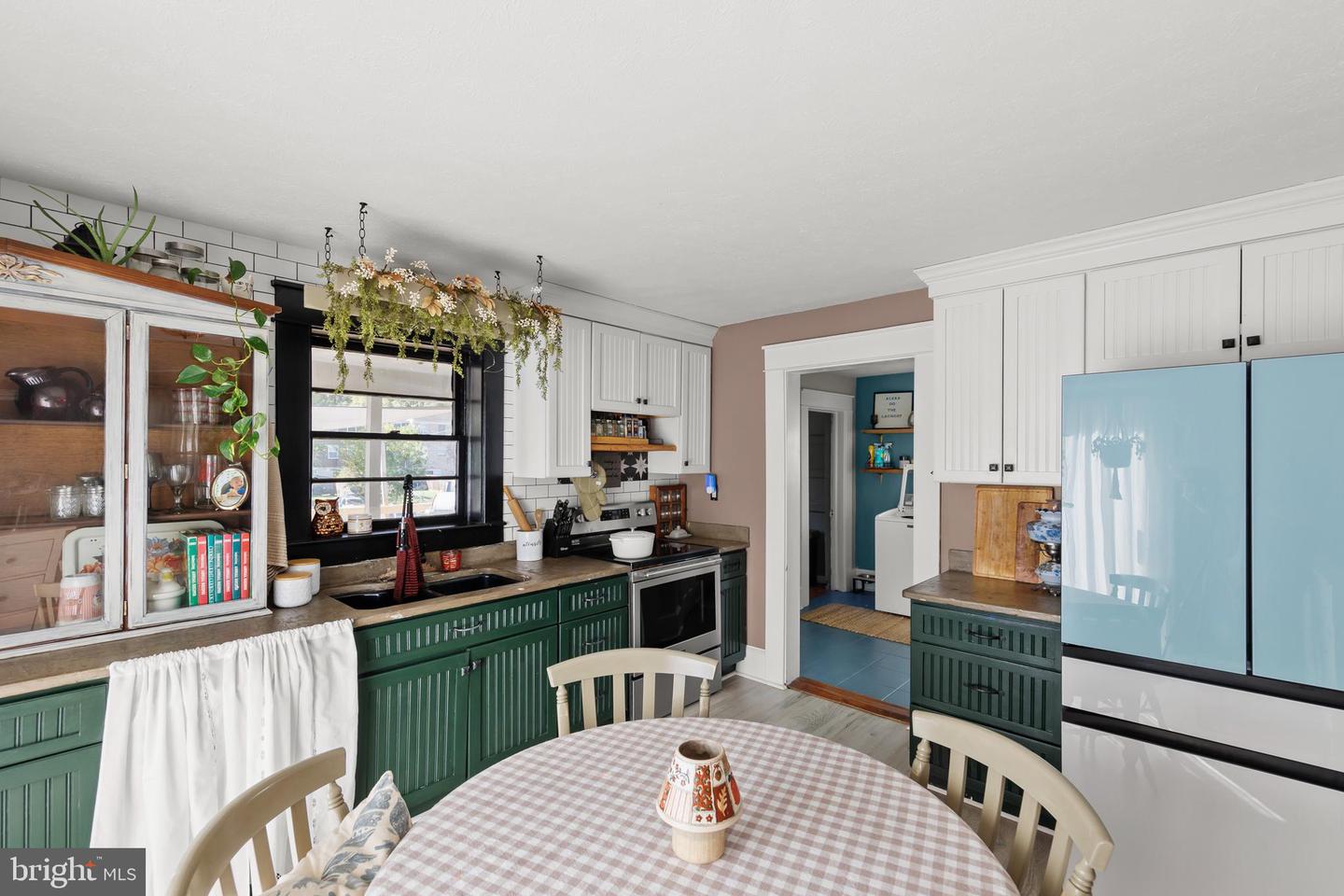 308 W MAIN ST, FRONT ROYAL, Virginia 22630, 3 Bedrooms Bedrooms, ,1 BathroomBathrooms,Residential,For sale,308 W MAIN ST,VAWR2012538 MLS # VAWR2012538