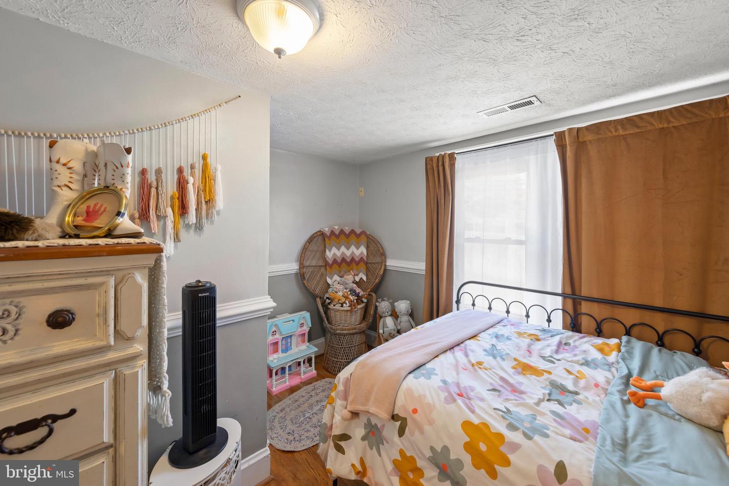308 W MAIN ST, FRONT ROYAL, Virginia 22630, 3 Bedrooms Bedrooms, ,1 BathroomBathrooms,Residential,For sale,308 W MAIN ST,VAWR2012538 MLS # VAWR2012538