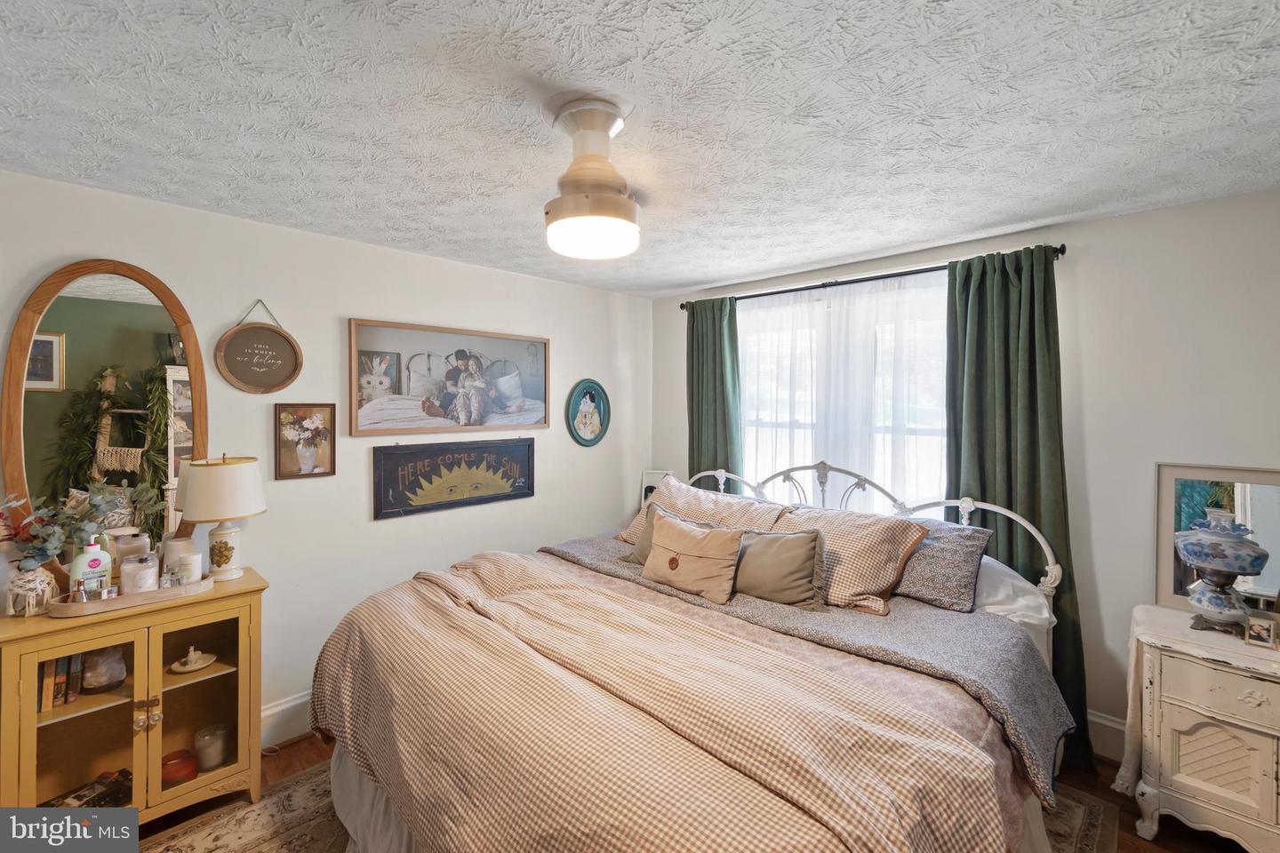 308 W MAIN ST, FRONT ROYAL, Virginia 22630, 3 Bedrooms Bedrooms, ,1 BathroomBathrooms,Residential,For sale,308 W MAIN ST,VAWR2012538 MLS # VAWR2012538