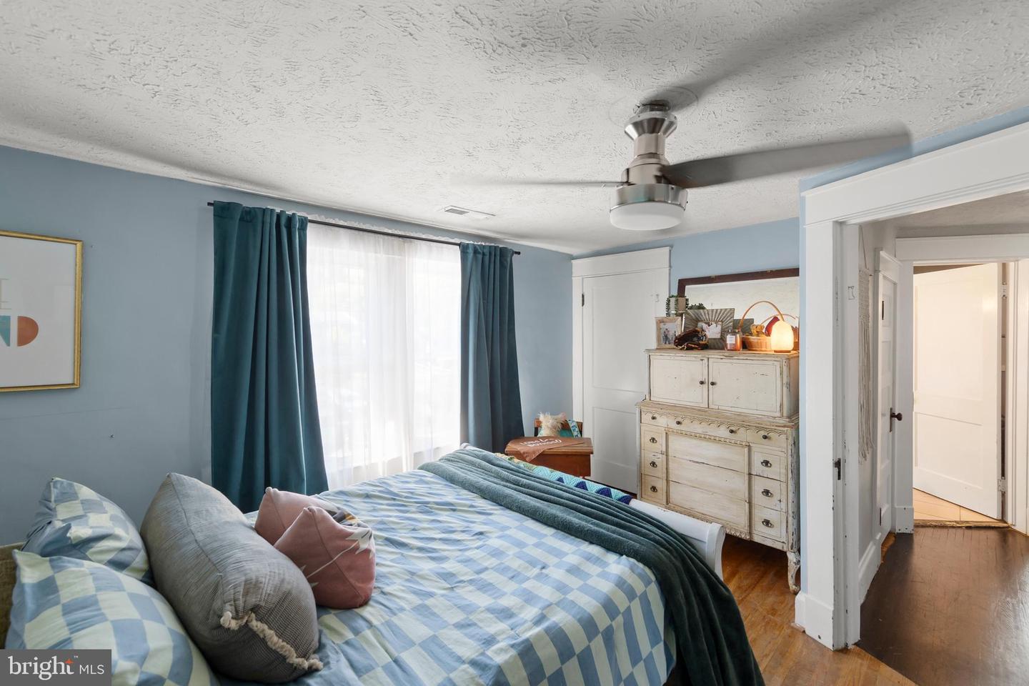 308 W MAIN ST, FRONT ROYAL, Virginia 22630, 3 Bedrooms Bedrooms, ,1 BathroomBathrooms,Residential,For sale,308 W MAIN ST,VAWR2012538 MLS # VAWR2012538