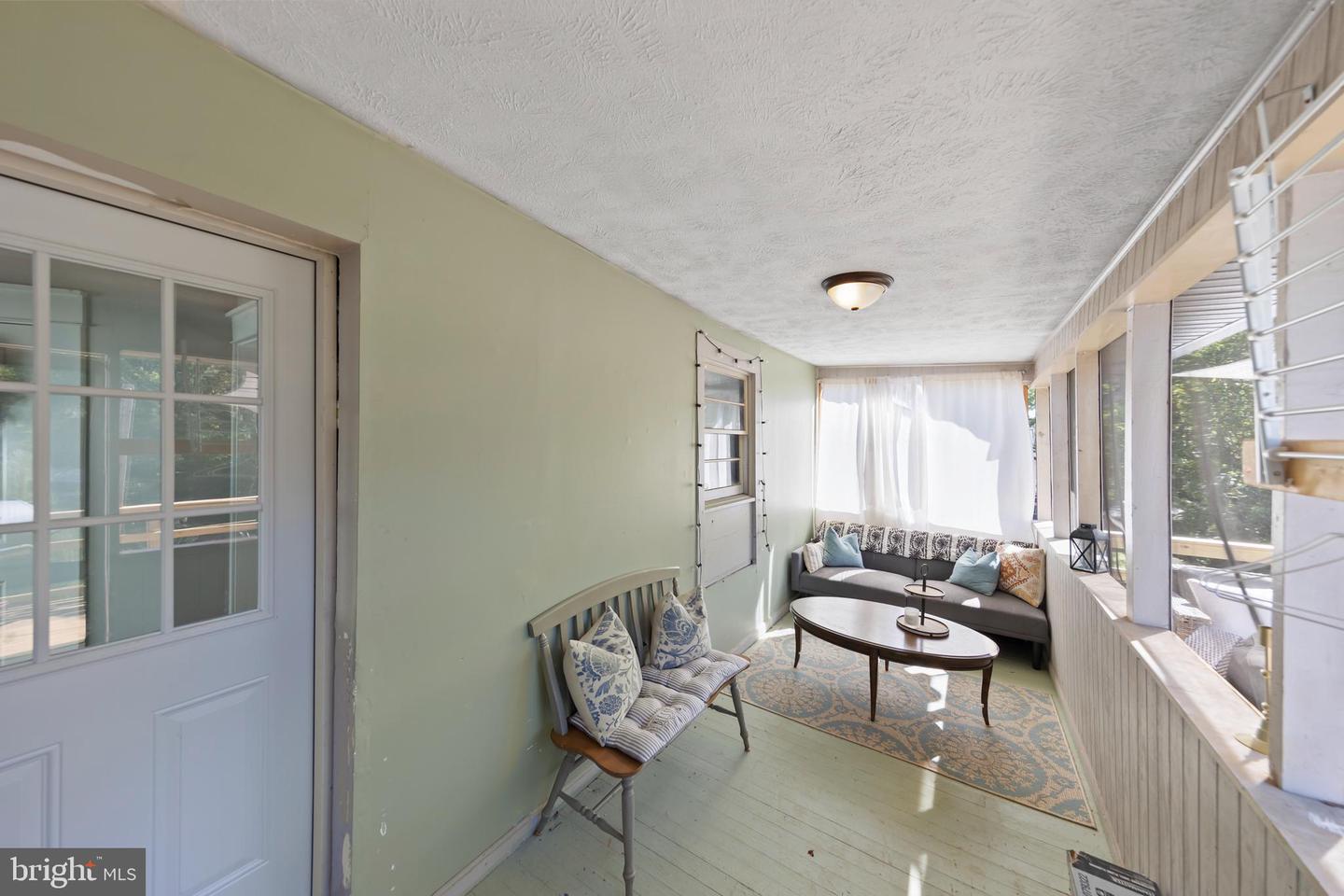 308 W MAIN ST, FRONT ROYAL, Virginia 22630, 3 Bedrooms Bedrooms, ,1 BathroomBathrooms,Residential,For sale,308 W MAIN ST,VAWR2012538 MLS # VAWR2012538