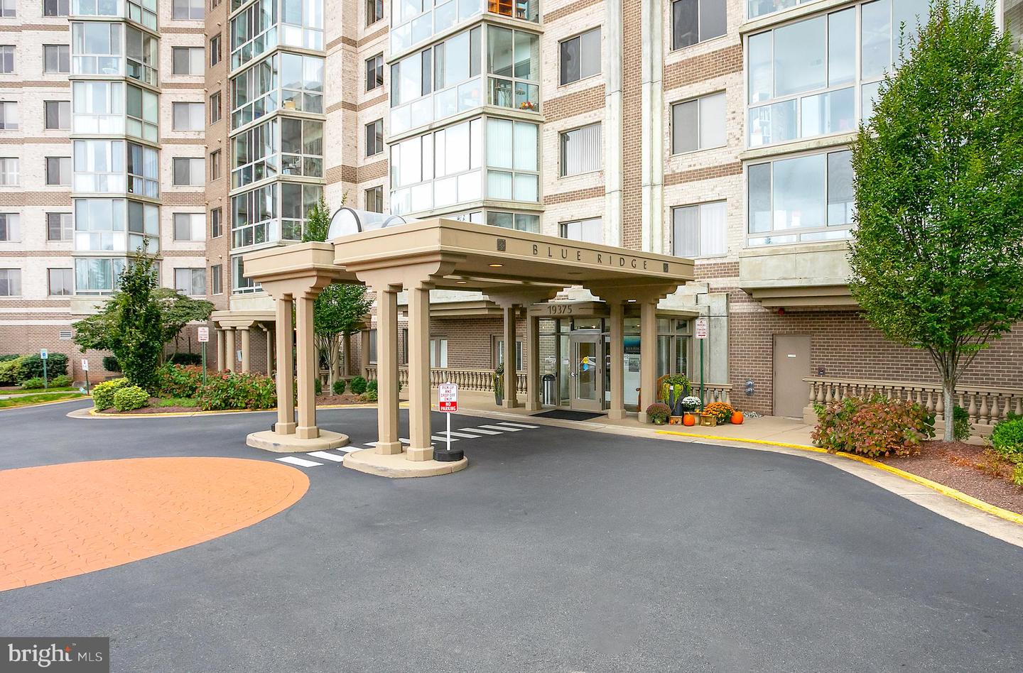 19375 CYPRESS RIDGE TER #418, LEESBURG, Virginia 20176, 2 Bedrooms Bedrooms, ,2 BathroomsBathrooms,Residential,For sale,19375 CYPRESS RIDGE TER #418,VALO2108786 MLS # VALO2108786