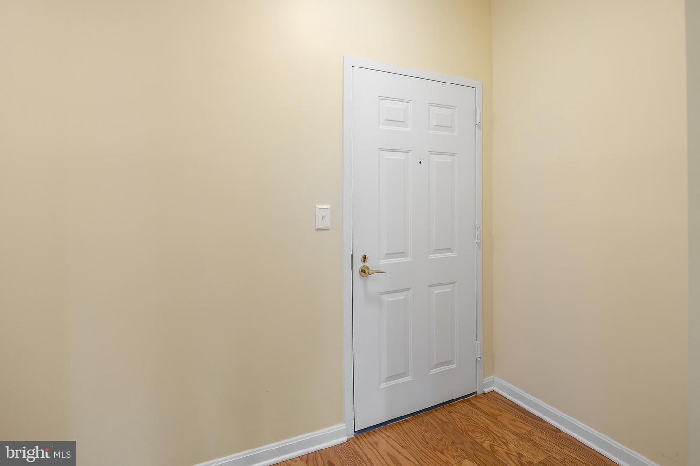 19375 CYPRESS RIDGE TER #418, LEESBURG, Virginia 20176, 2 Bedrooms Bedrooms, ,2 BathroomsBathrooms,Residential,For sale,19375 CYPRESS RIDGE TER #418,VALO2108786 MLS # VALO2108786