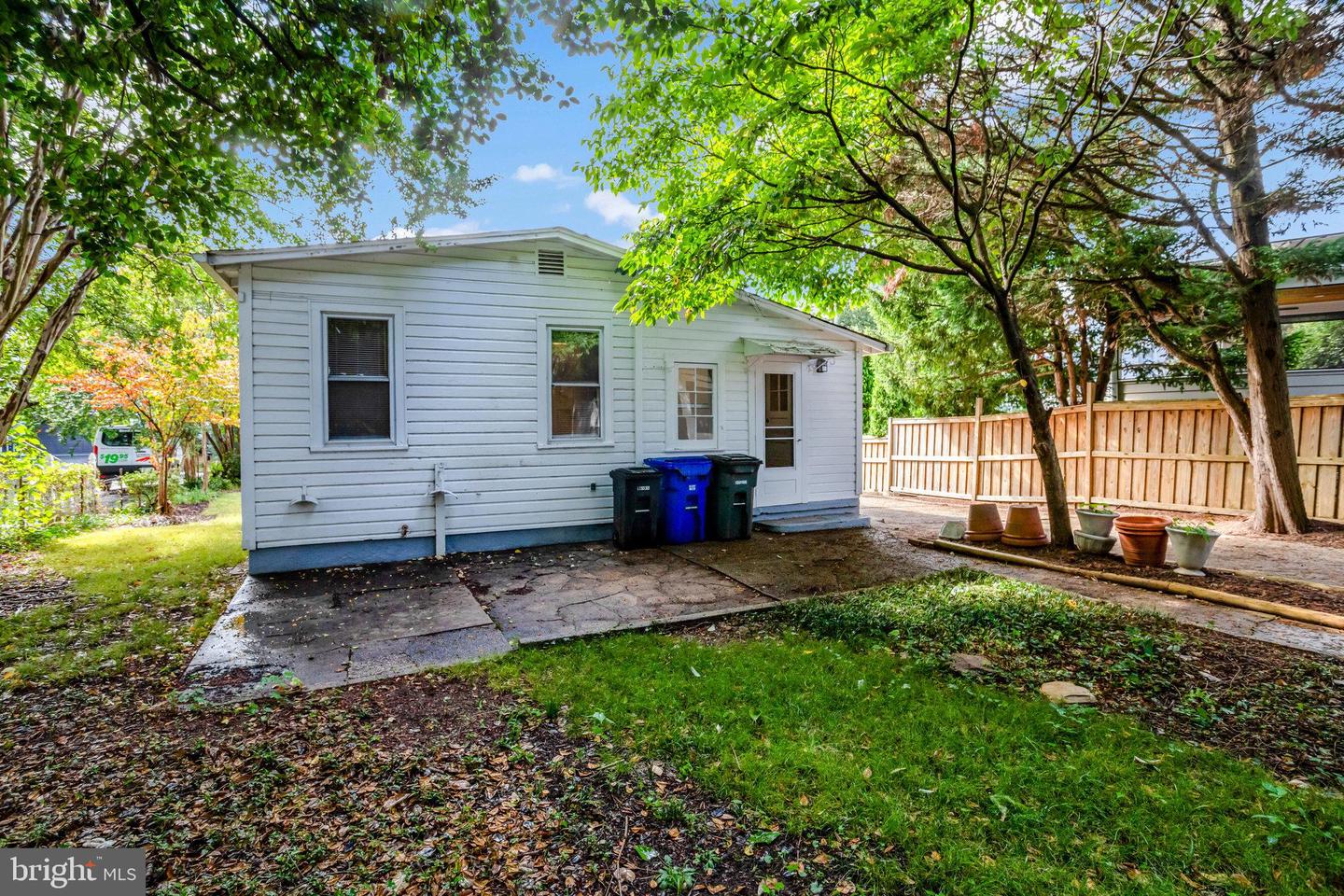 2621 2ND RD N, ARLINGTON, Virginia 22201, 2 Bedrooms Bedrooms, ,1 BathroomBathrooms,Residential,For sale,2621 2ND RD N,VAAR2064880 MLS # VAAR2064880