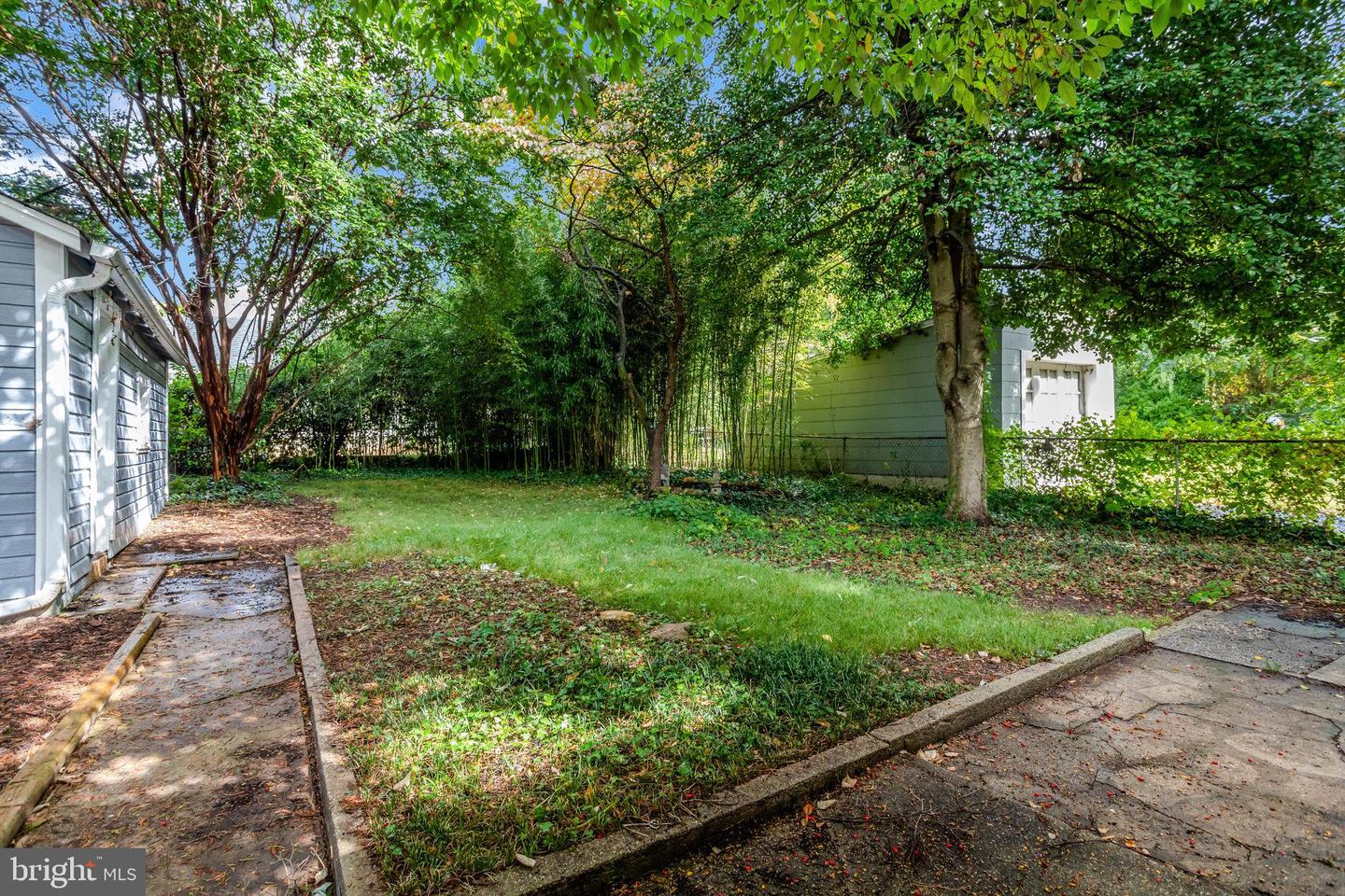 2621 2ND RD N, ARLINGTON, Virginia 22201, 2 Bedrooms Bedrooms, ,1 BathroomBathrooms,Residential,For sale,2621 2ND RD N,VAAR2064880 MLS # VAAR2064880