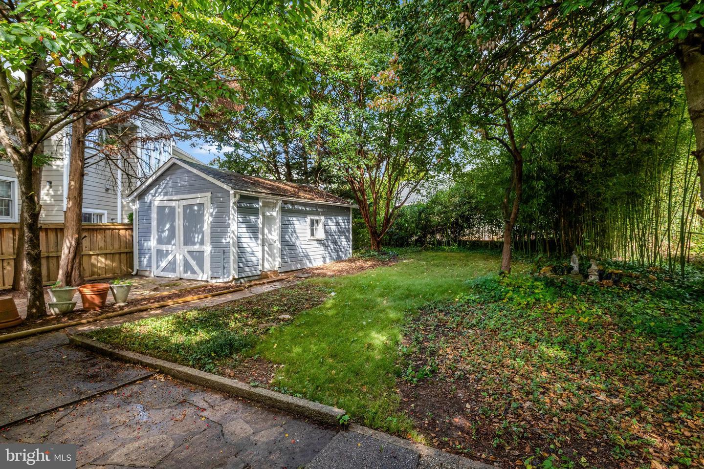 2621 2ND RD N, ARLINGTON, Virginia 22201, 2 Bedrooms Bedrooms, ,1 BathroomBathrooms,Residential,For sale,2621 2ND RD N,VAAR2064880 MLS # VAAR2064880