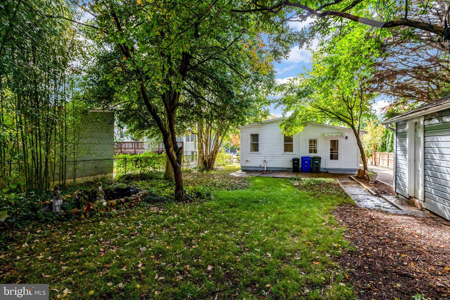 2621 2ND RD N, ARLINGTON, Virginia 22201, 2 Bedrooms Bedrooms, ,1 BathroomBathrooms,Residential,For sale,2621 2ND RD N,VAAR2064880 MLS # VAAR2064880