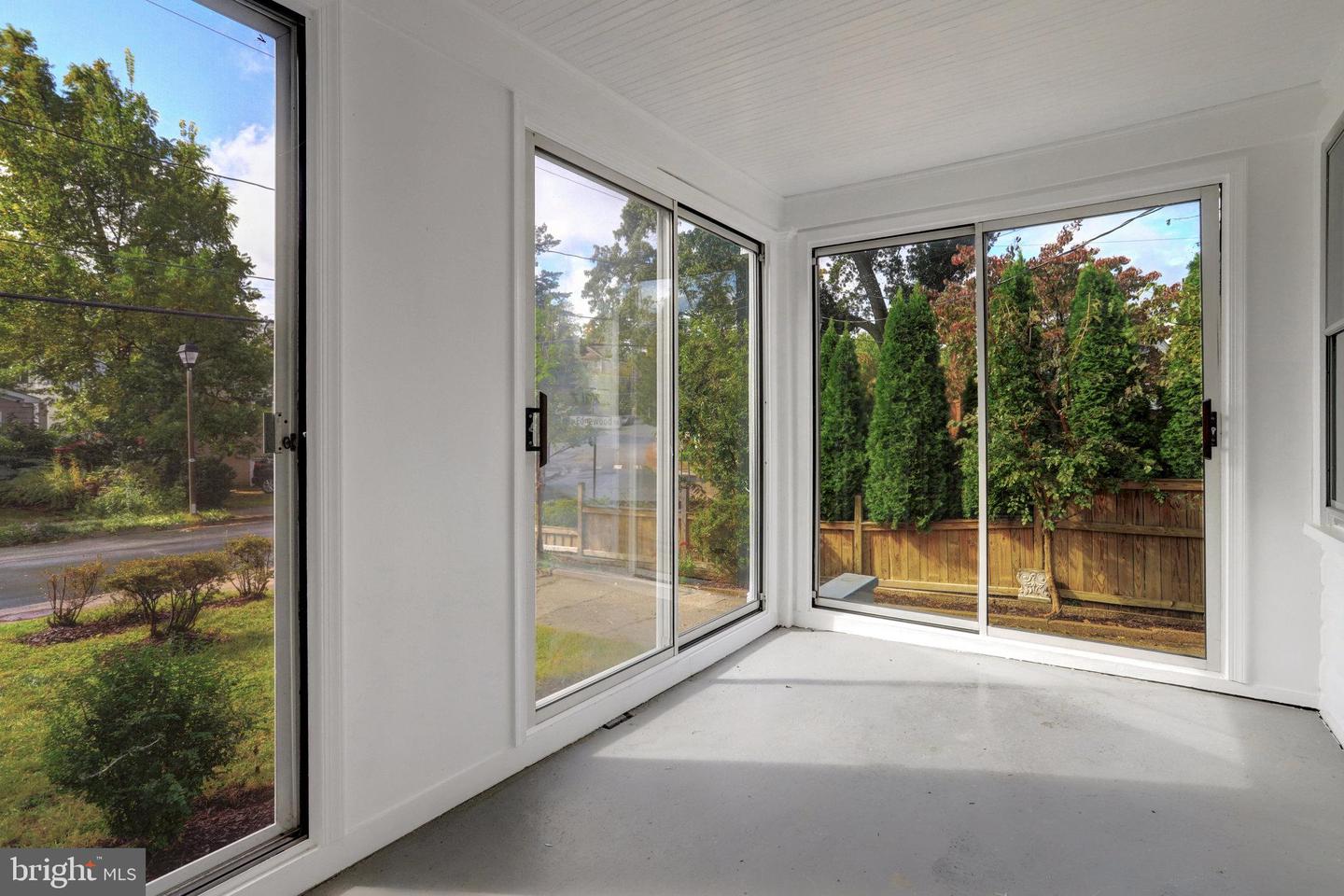 2621 2ND RD N, ARLINGTON, Virginia 22201, 2 Bedrooms Bedrooms, ,1 BathroomBathrooms,Residential,For sale,2621 2ND RD N,VAAR2064880 MLS # VAAR2064880