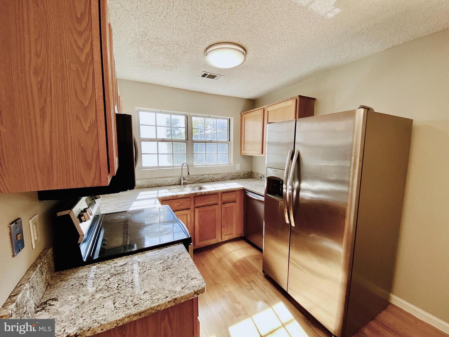 1106 HUNTMASTER TER NE #202, LEESBURG, Virginia 20176, 3 Bedrooms Bedrooms, 8 Rooms Rooms,2 BathroomsBathrooms,Residential,For sale,1106 HUNTMASTER TER NE #202,VALO2108950 MLS # VALO2108950