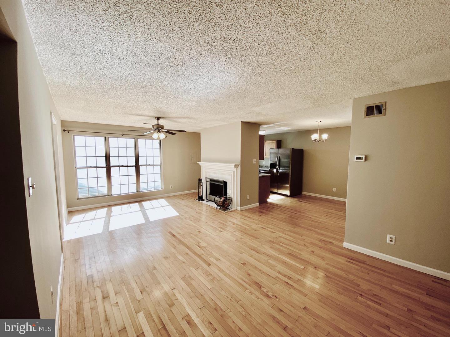 1106 HUNTMASTER TER NE #202, LEESBURG, Virginia 20176, 3 Bedrooms Bedrooms, 8 Rooms Rooms,2 BathroomsBathrooms,Residential,For sale,1106 HUNTMASTER TER NE #202,VALO2108950 MLS # VALO2108950