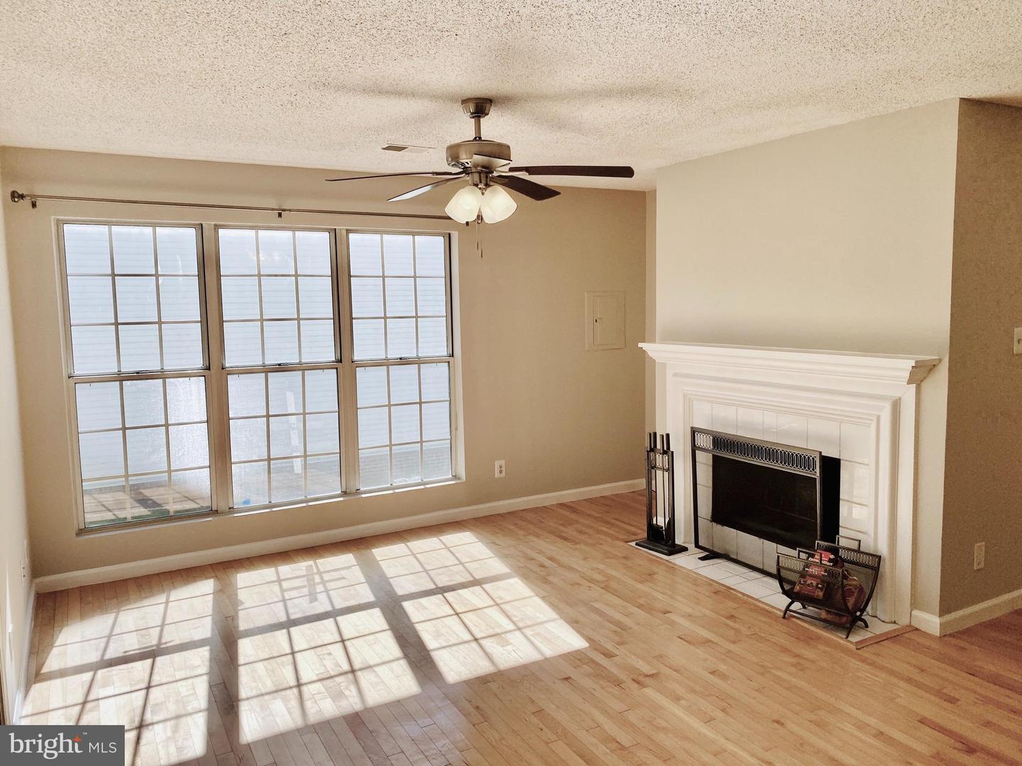 1106 HUNTMASTER TER NE #202, LEESBURG, Virginia 20176, 3 Bedrooms Bedrooms, 8 Rooms Rooms,2 BathroomsBathrooms,Residential,For sale,1106 HUNTMASTER TER NE #202,VALO2108950 MLS # VALO2108950