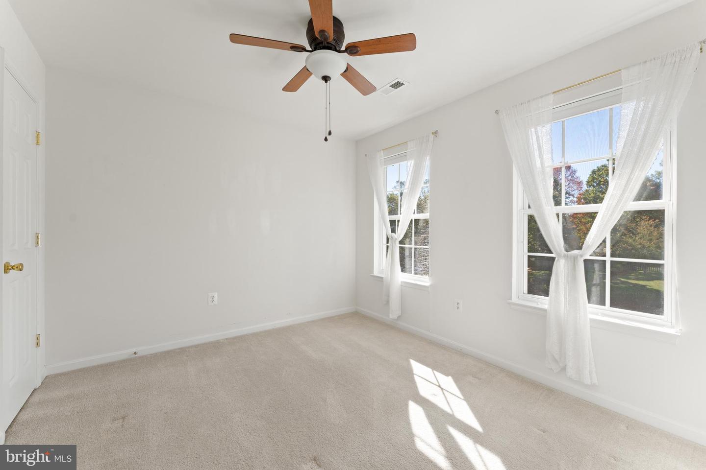 9419 HICKORY HILL DR, FREDERICKSBURG, Virginia 22408, 4 Bedrooms Bedrooms, 12 Rooms Rooms,3 BathroomsBathrooms,Residential,For sale,9419 HICKORY HILL DR,VASP2036924 MLS # VASP2036924