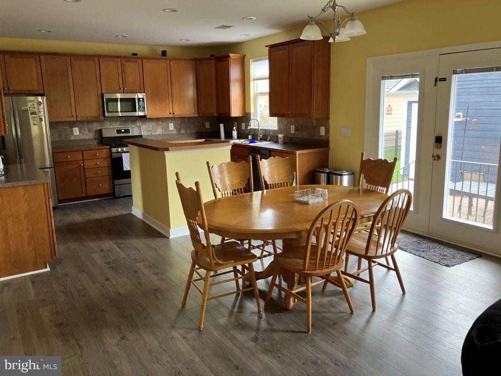 1005 GRAHAM DR, FREDERICKSBURG, Virginia 22401, 4 Bedrooms Bedrooms, ,3 BathroomsBathrooms,Residential,For sale,1005 GRAHAM DR,VAFB2009118 MLS # VAFB2009118