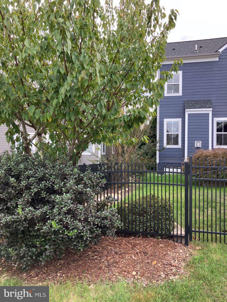 1005 GRAHAM DR, FREDERICKSBURG, Virginia 22401, 4 Bedrooms Bedrooms, ,3 BathroomsBathrooms,Residential,For sale,1005 GRAHAM DR,VAFB2009118 MLS # VAFB2009118