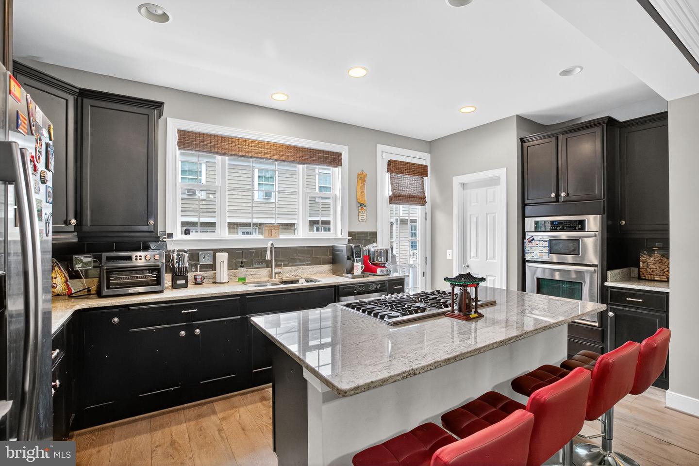 2044 BLUNT LN, ALEXANDRIA, Virginia 22303, 3 Bedrooms Bedrooms, ,3 BathroomsBathrooms,Residential,For sale,2044 BLUNT LN,VAFX2274524 MLS # VAFX2274524