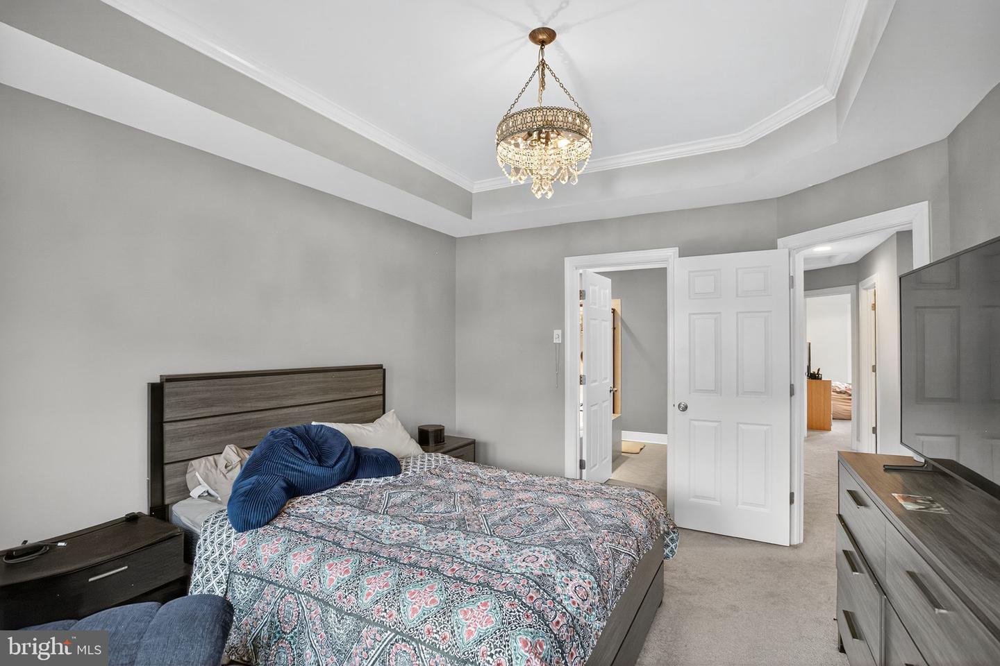 2044 BLUNT LN, ALEXANDRIA, Virginia 22303, 3 Bedrooms Bedrooms, ,3 BathroomsBathrooms,Residential,For sale,2044 BLUNT LN,VAFX2274524 MLS # VAFX2274524