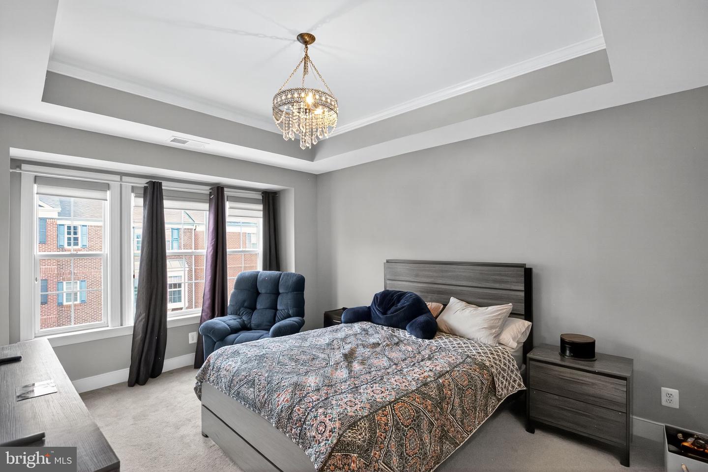 2044 BLUNT LN, ALEXANDRIA, Virginia 22303, 3 Bedrooms Bedrooms, ,3 BathroomsBathrooms,Residential,For sale,2044 BLUNT LN,VAFX2274524 MLS # VAFX2274524