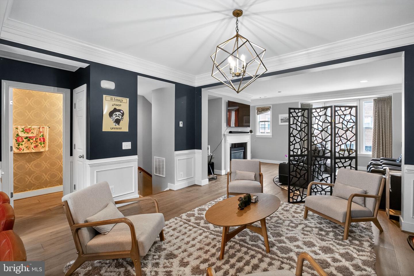 2044 BLUNT LN, ALEXANDRIA, Virginia 22303, 3 Bedrooms Bedrooms, ,3 BathroomsBathrooms,Residential,For sale,2044 BLUNT LN,VAFX2274524 MLS # VAFX2274524