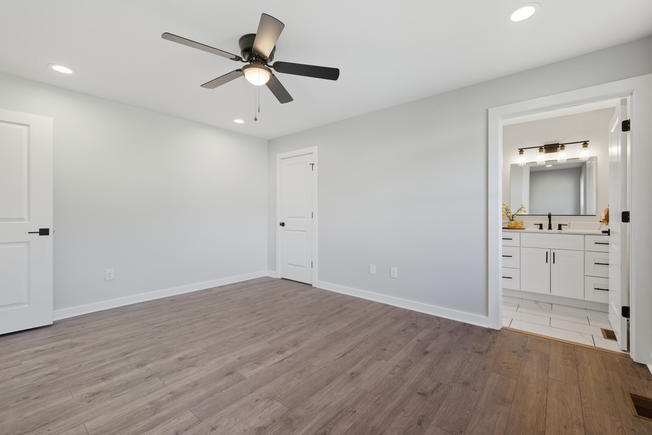 416 GRUBERT AVE, STAUNTON, Virginia 24401, 3 Bedrooms Bedrooms, ,2 BathroomsBathrooms,Residential,416 GRUBERT AVE,670217 MLS # 670217