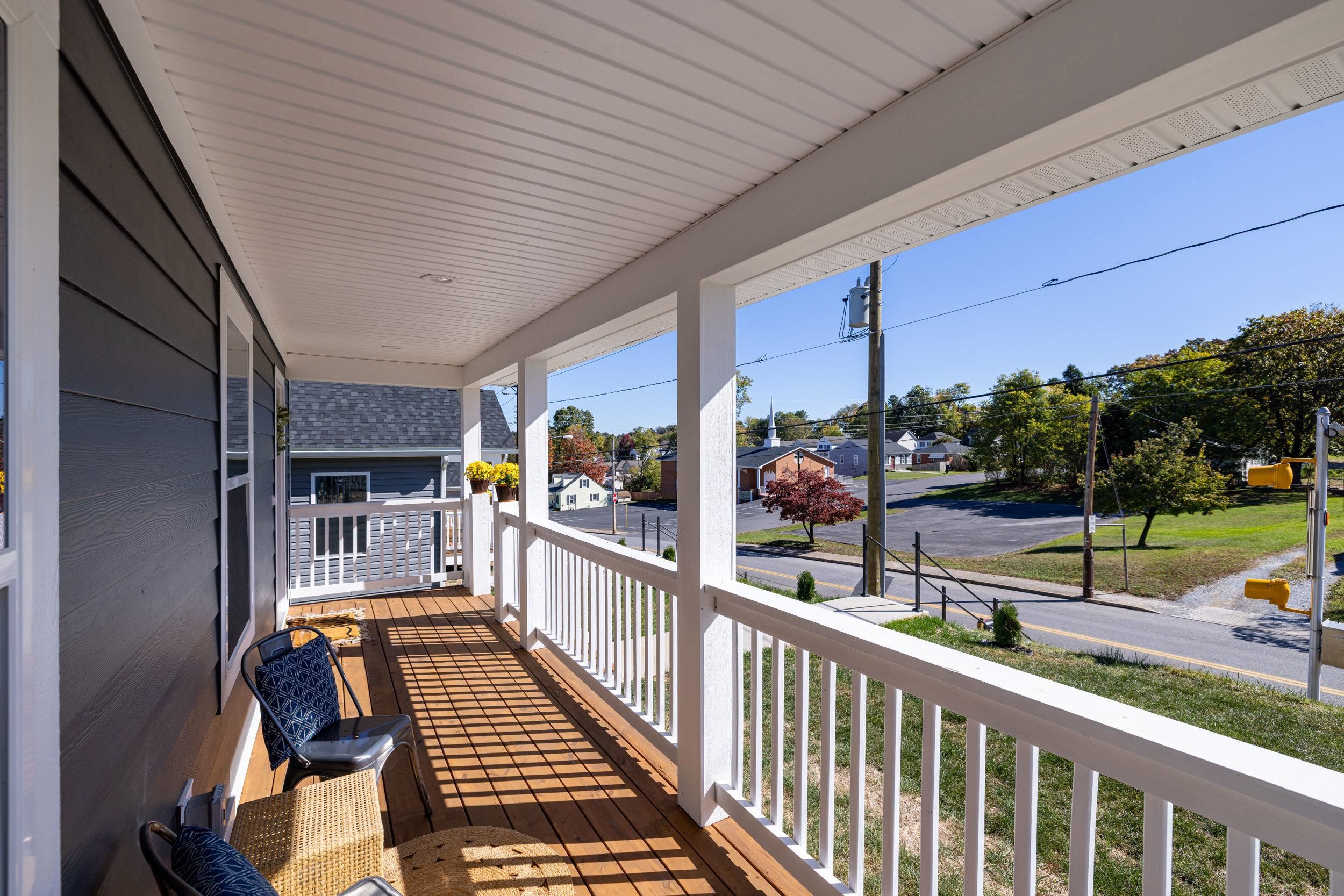 416 GRUBERT AVE, STAUNTON, Virginia 24401, 3 Bedrooms Bedrooms, ,2 BathroomsBathrooms,Residential,416 GRUBERT AVE,670217 MLS # 670217