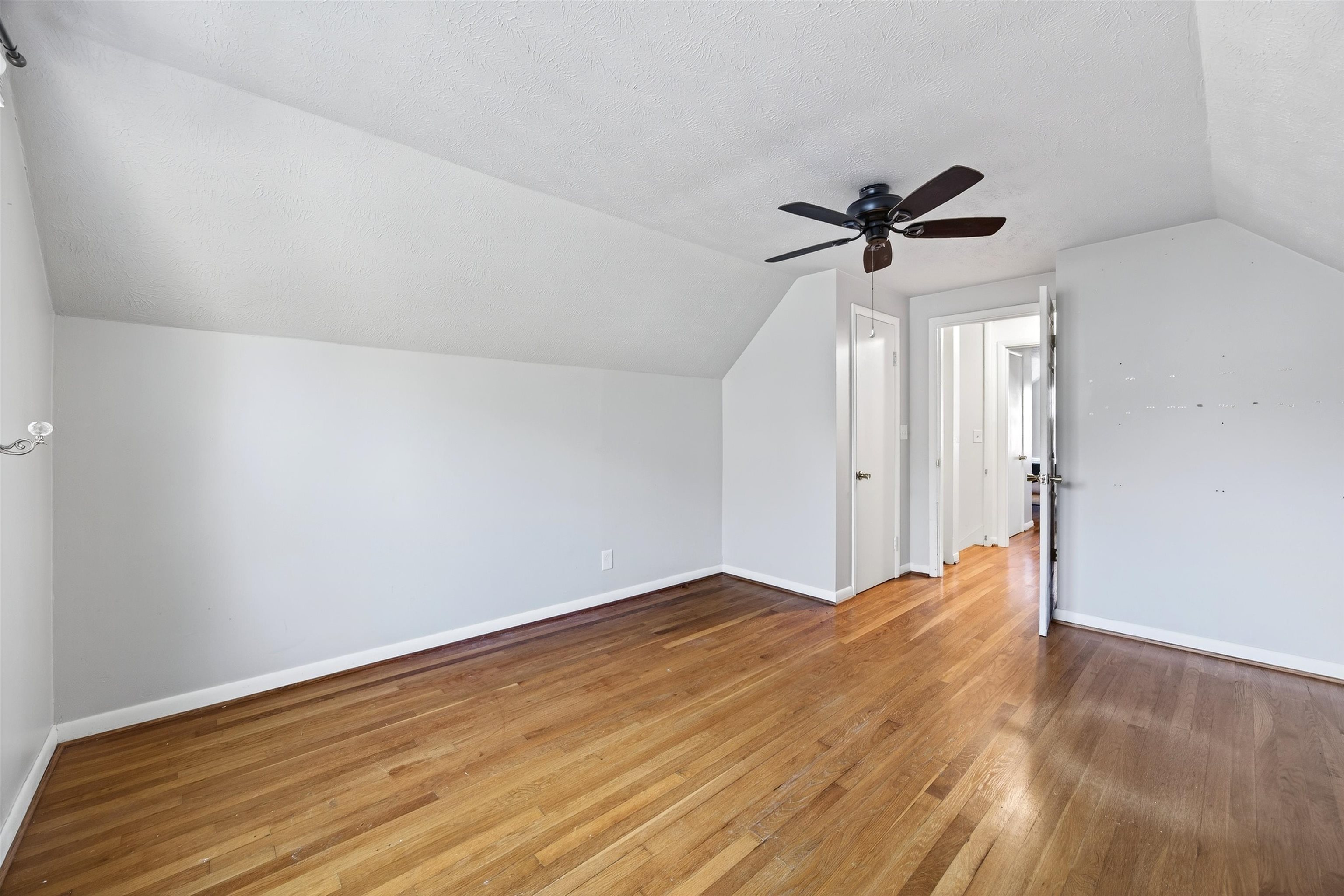 19 N LYNNHAVEN DR, STAUNTON, Virginia 24401, 4 Bedrooms Bedrooms, ,2 BathroomsBathrooms,Residential,19 N LYNNHAVEN DR,670218 MLS # 670218