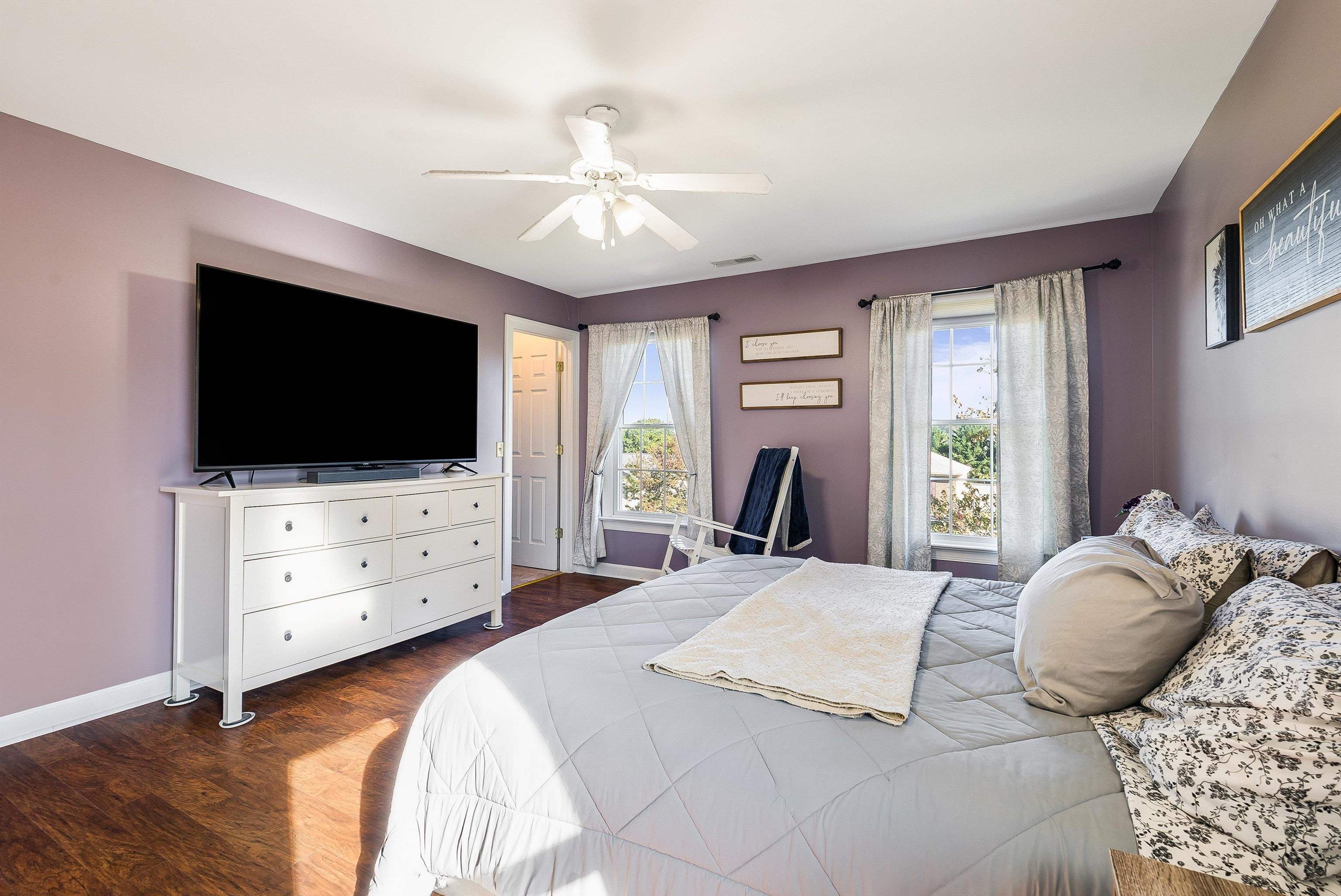 1141 DECCA DR, HARRISONBURG, Virginia 22801, 4 Bedrooms Bedrooms, ,2 BathroomsBathrooms,Residential,1141 DECCA DR,670220 MLS # 670220