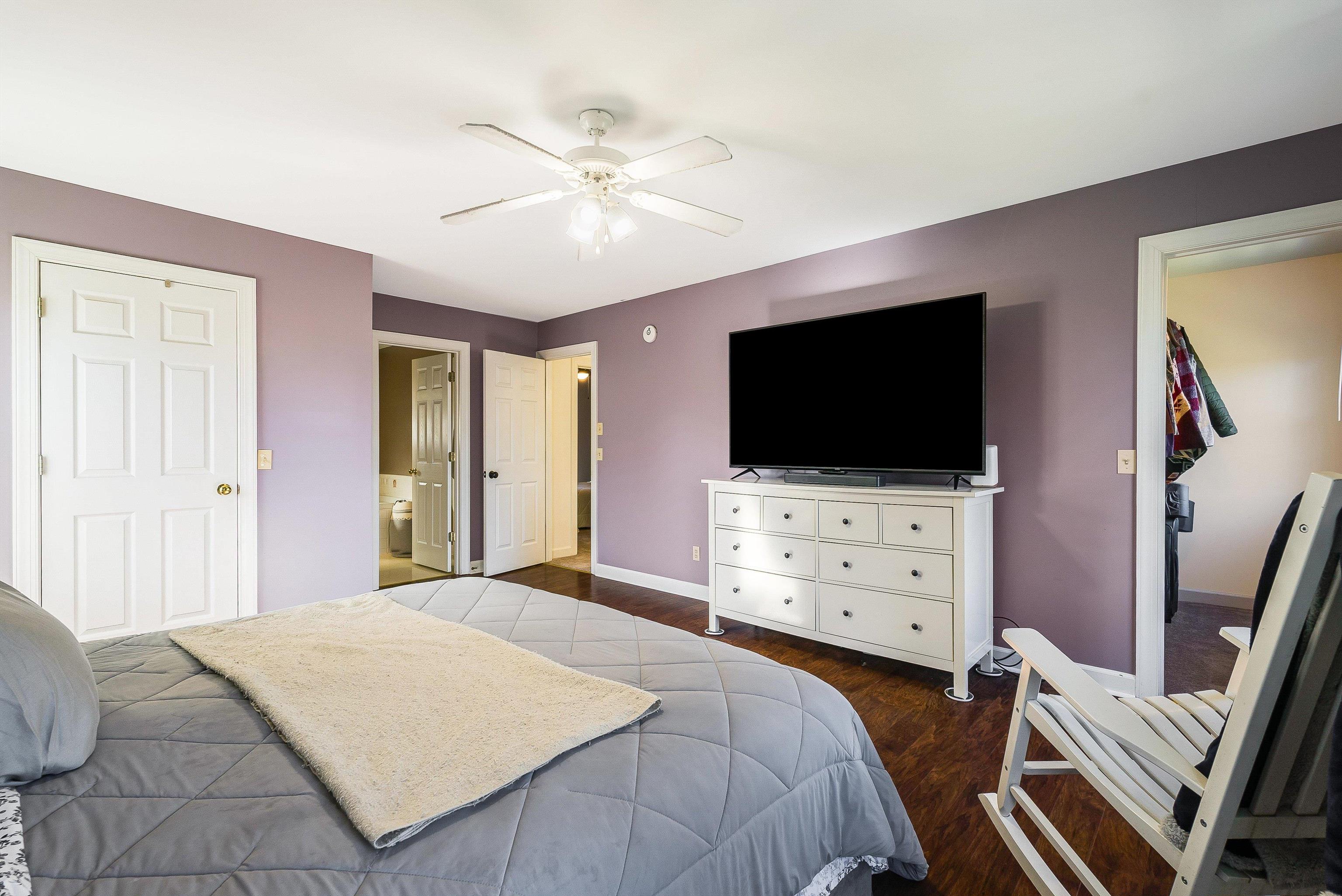 1141 DECCA DR, HARRISONBURG, Virginia 22801, 4 Bedrooms Bedrooms, ,2 BathroomsBathrooms,Residential,1141 DECCA DR,670220 MLS # 670220