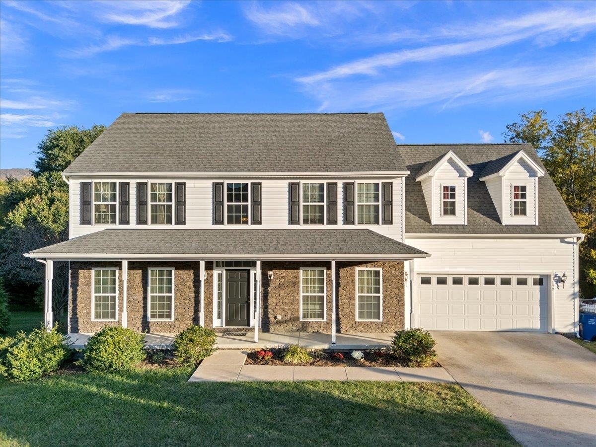 199 DAVID CIR, PENN LAIRD, Virginia 22846, 4 Bedrooms Bedrooms, ,4 BathroomsBathrooms,Residential,199 DAVID CIR,670222 MLS # 670222
